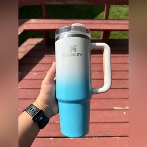 30oz Stanley Pool ombré